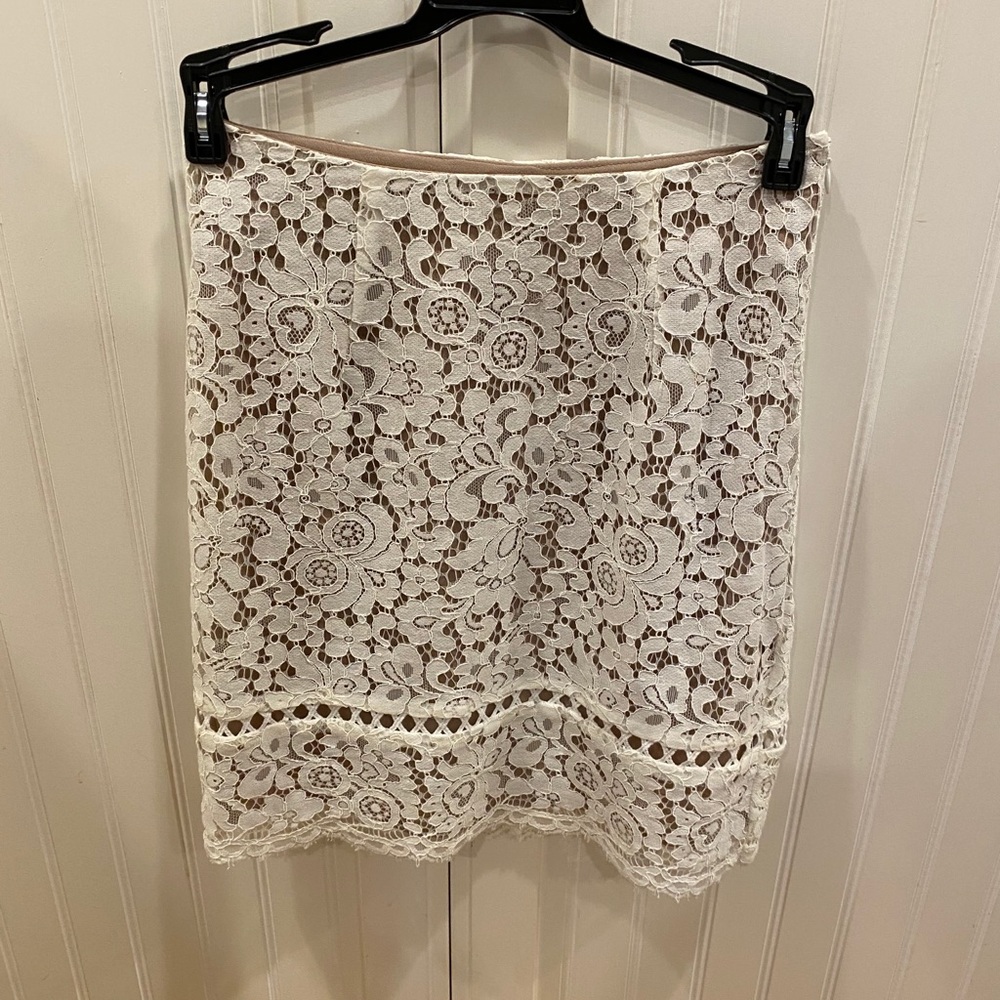 White lace mini skirt